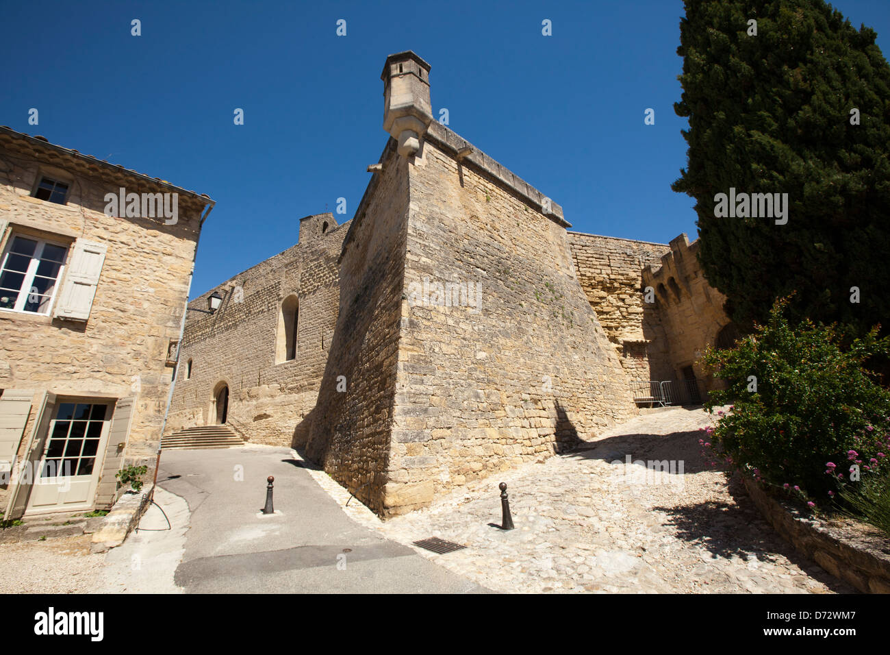 D'Ansouis, la France, l'église de Saint Martin Banque D'Images