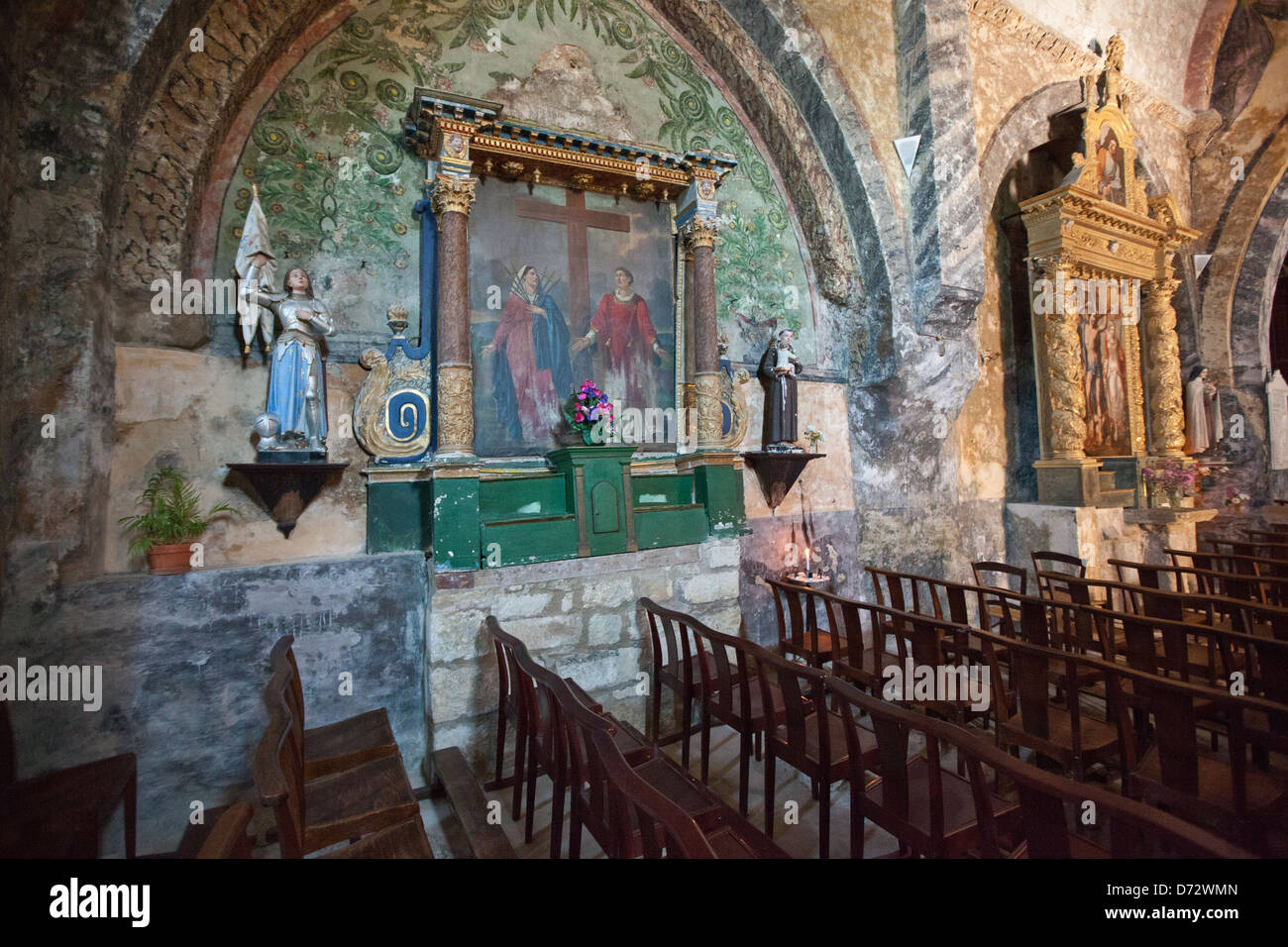 D'Ansouis, la France, l'intérieur de l'église de Saint Martin Banque D'Images