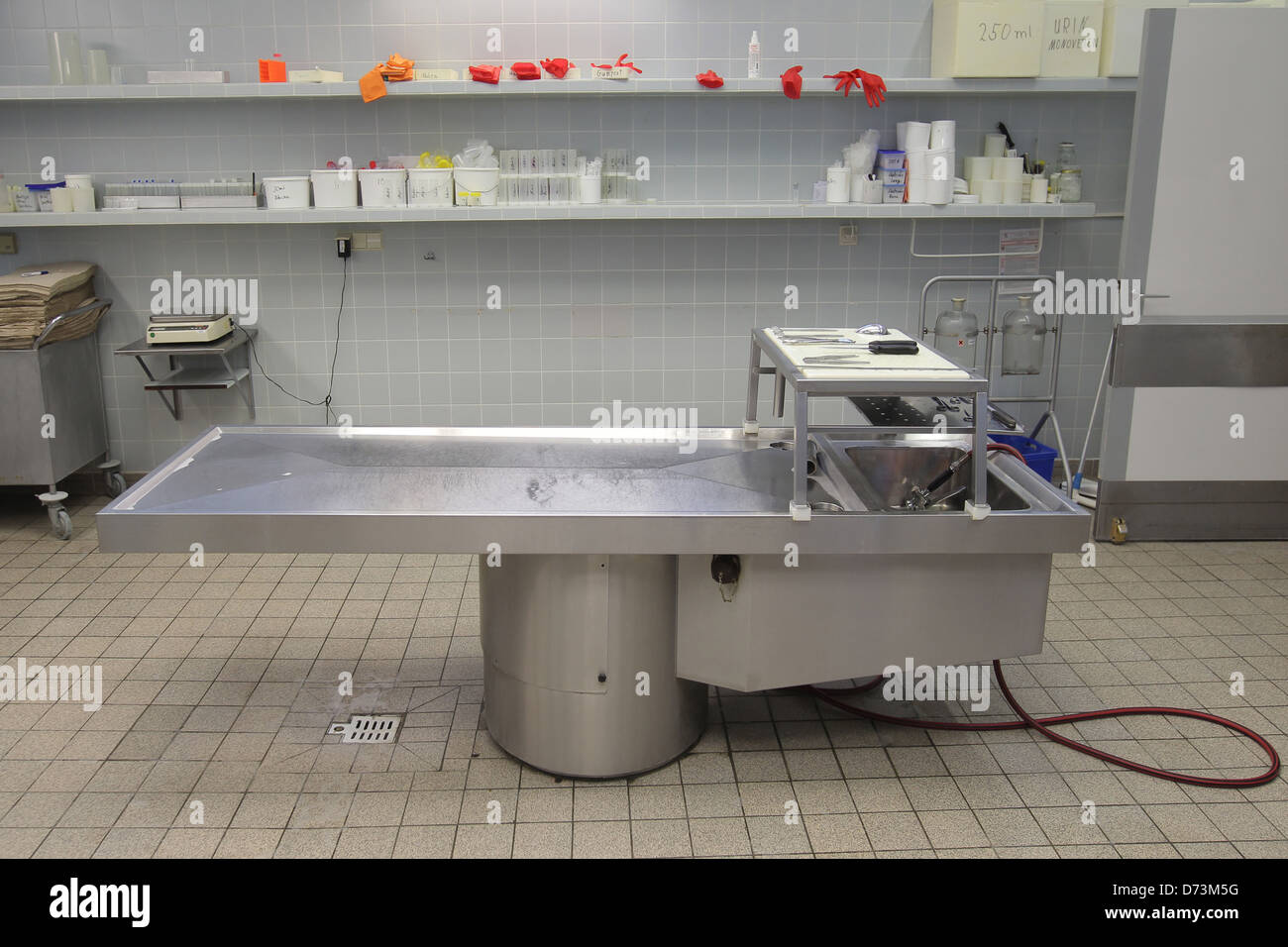 Kiel, Allemagne, la pathologie de l'autopsie à l'Institut de médecine légale de la UKSH Banque D'Images