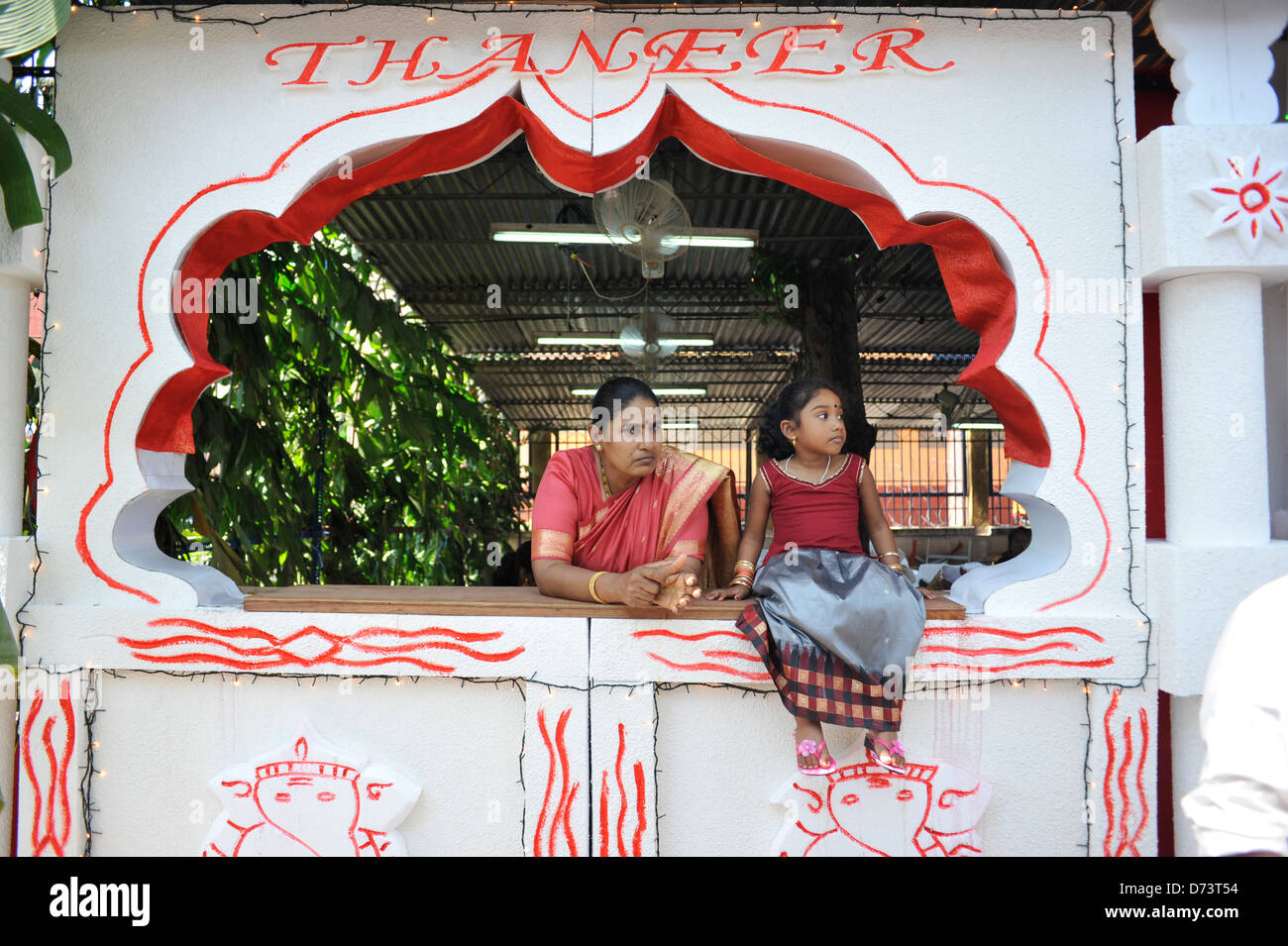 Les gens qui suivent le festival de thaipusam Banque D'Images