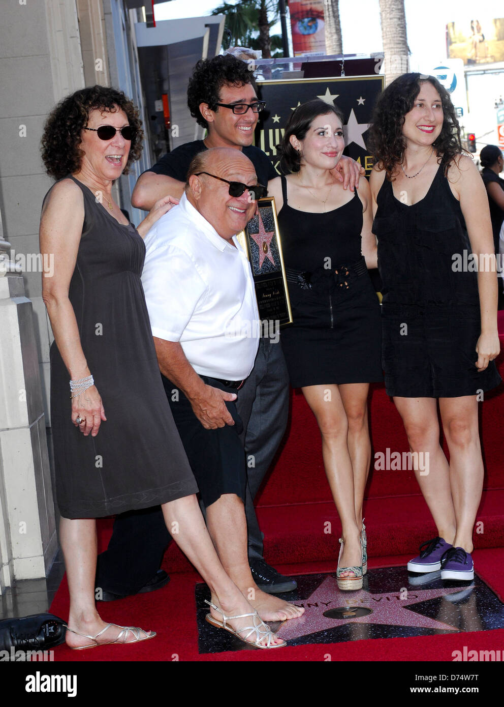 Rhea Perlman, Danny DeVito et leurs enfants Lucy Chet DeVito, Grace et Daniel Jacob Ventilateur DeVito DeVito Danny DeVito est Banque D'Images