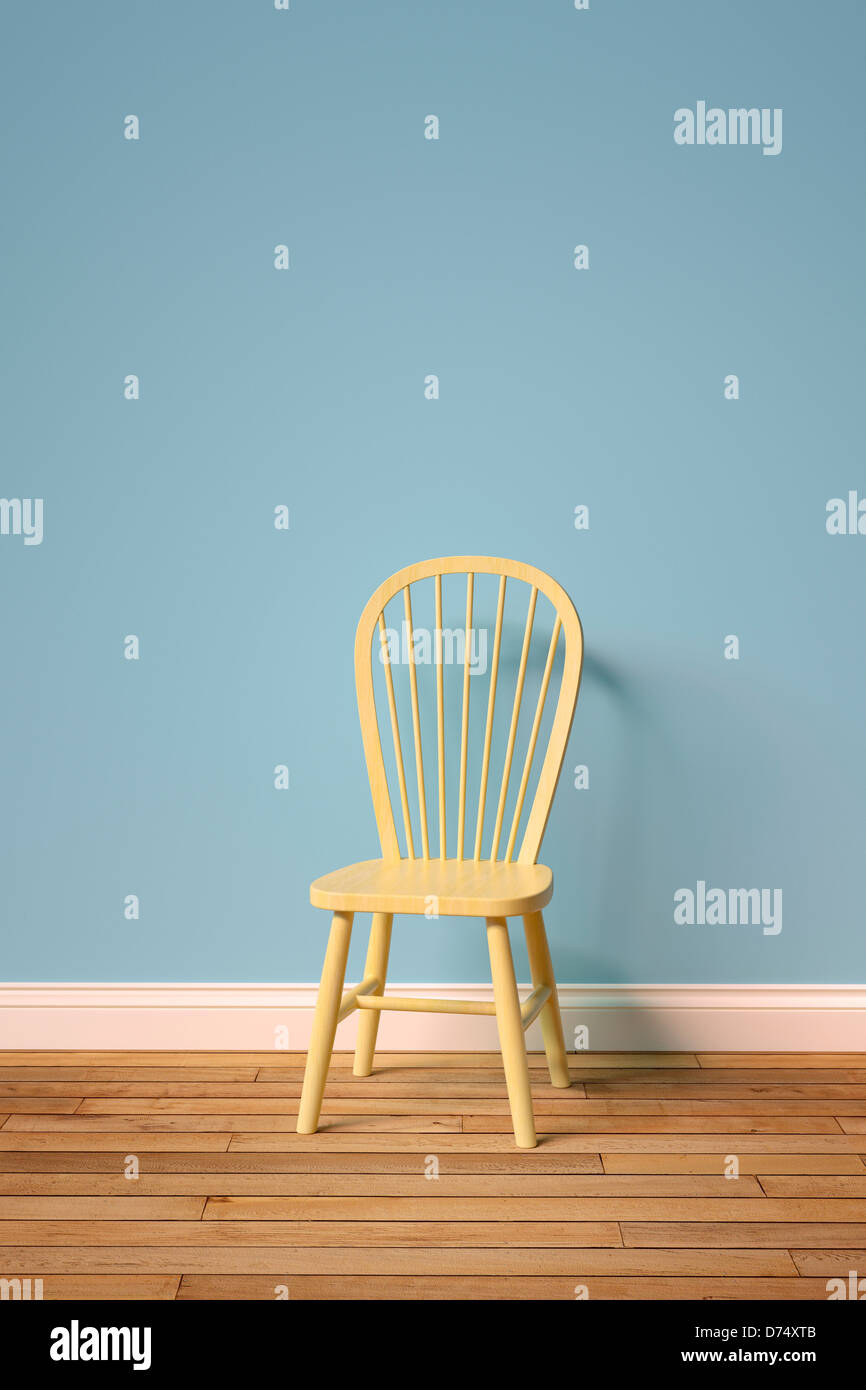 Chaise en bois dans une salle vide Banque D'Images