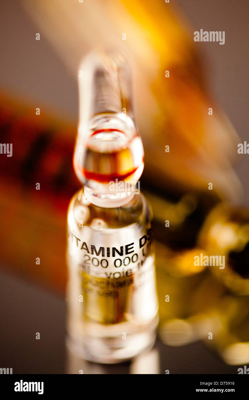 Ampoule vitamine d Banque de photographies et d’images à haute résolution Alamy