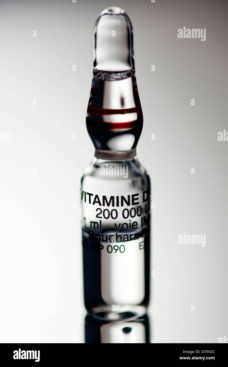 Ampoule vitamine d Banque de photographies et d’images à haute résolution Alamy