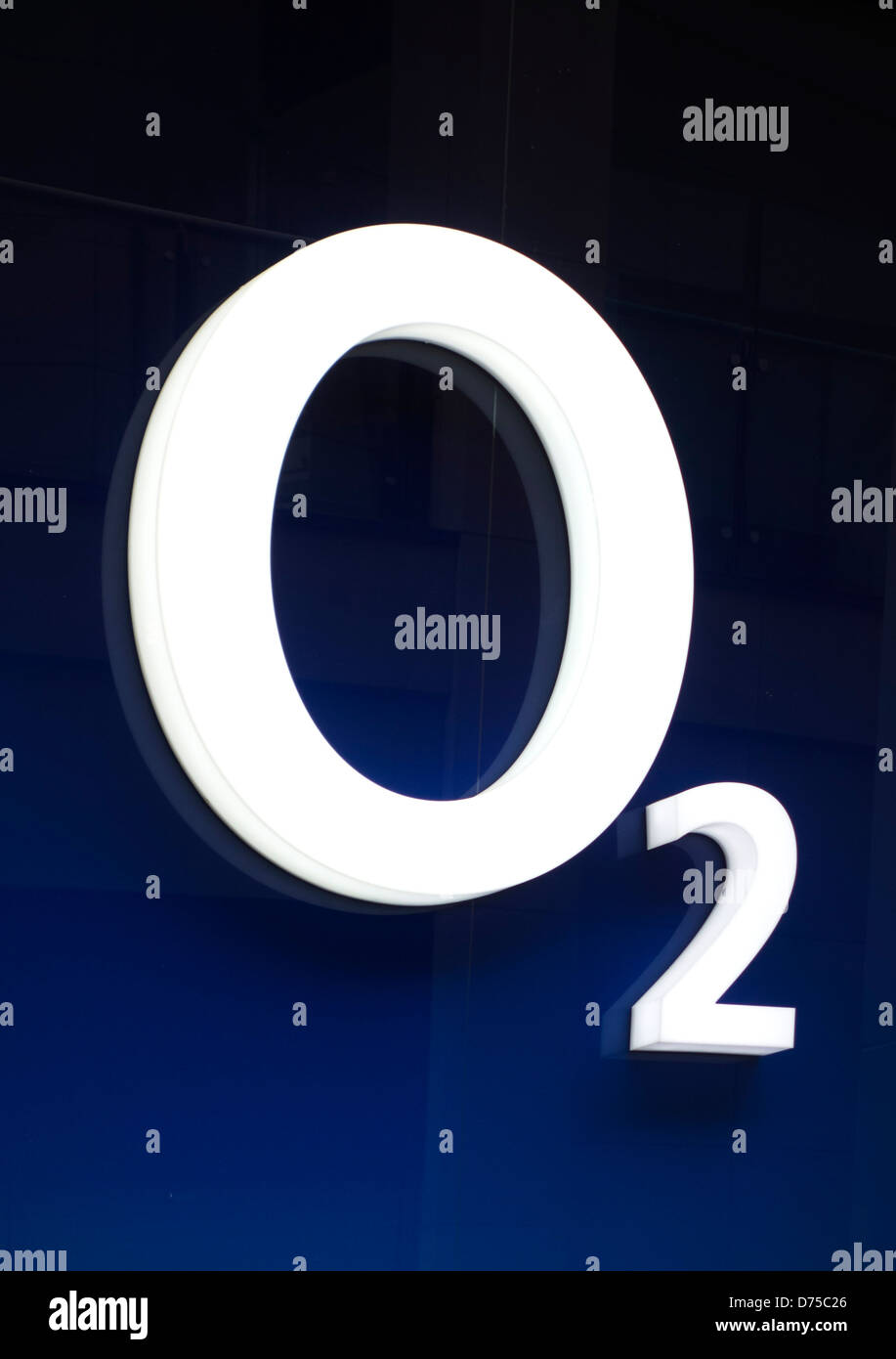 O2 store sur Briggate, Leeds, West Yorkshire, Royaume-Uni Banque D'Images