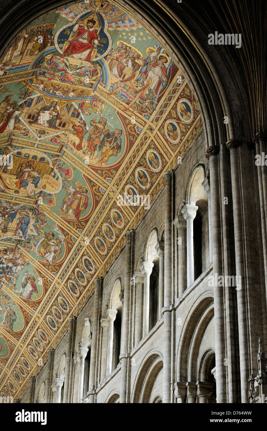 Cathédrale d'Ely, Cambridgeshire, Angleterre. Nef peinte au plafond, une restauration de l'époque victorienne, l'ascendance de Jésus montre d'Adam et Eve Banque D'Images