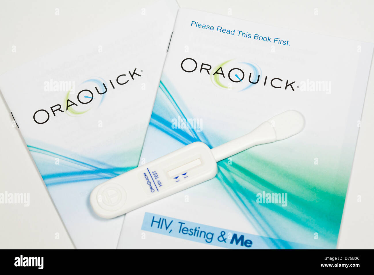 L'Oraquick VIH à domicile trousse d'analyse. Banque D'Images