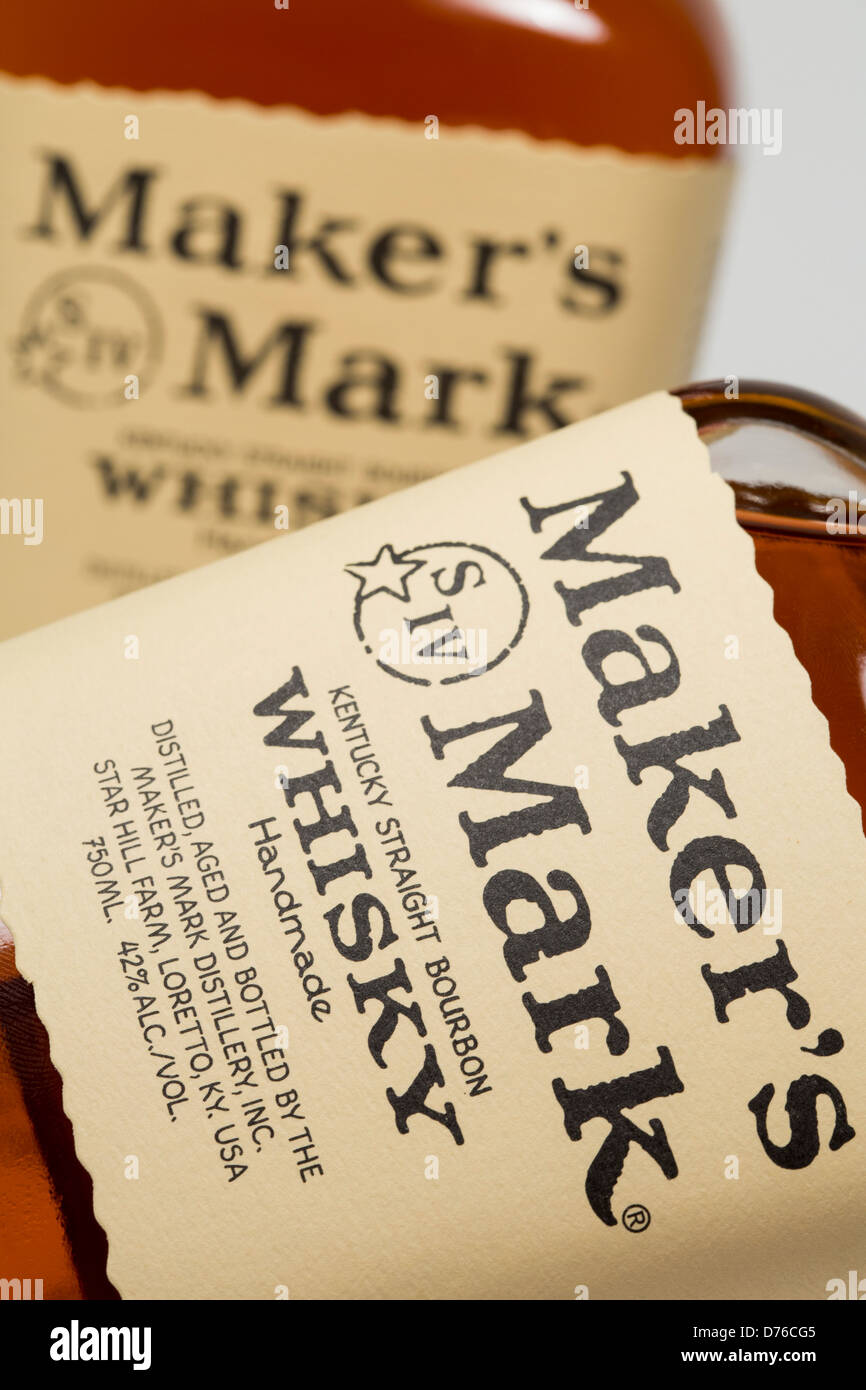Whiskey Maker's Mark qui a été édulcoré à 42  % (84) Preuve d'alcool par volume d'origine de 45  % (90) preuve de l'alcool. Banque D'Images