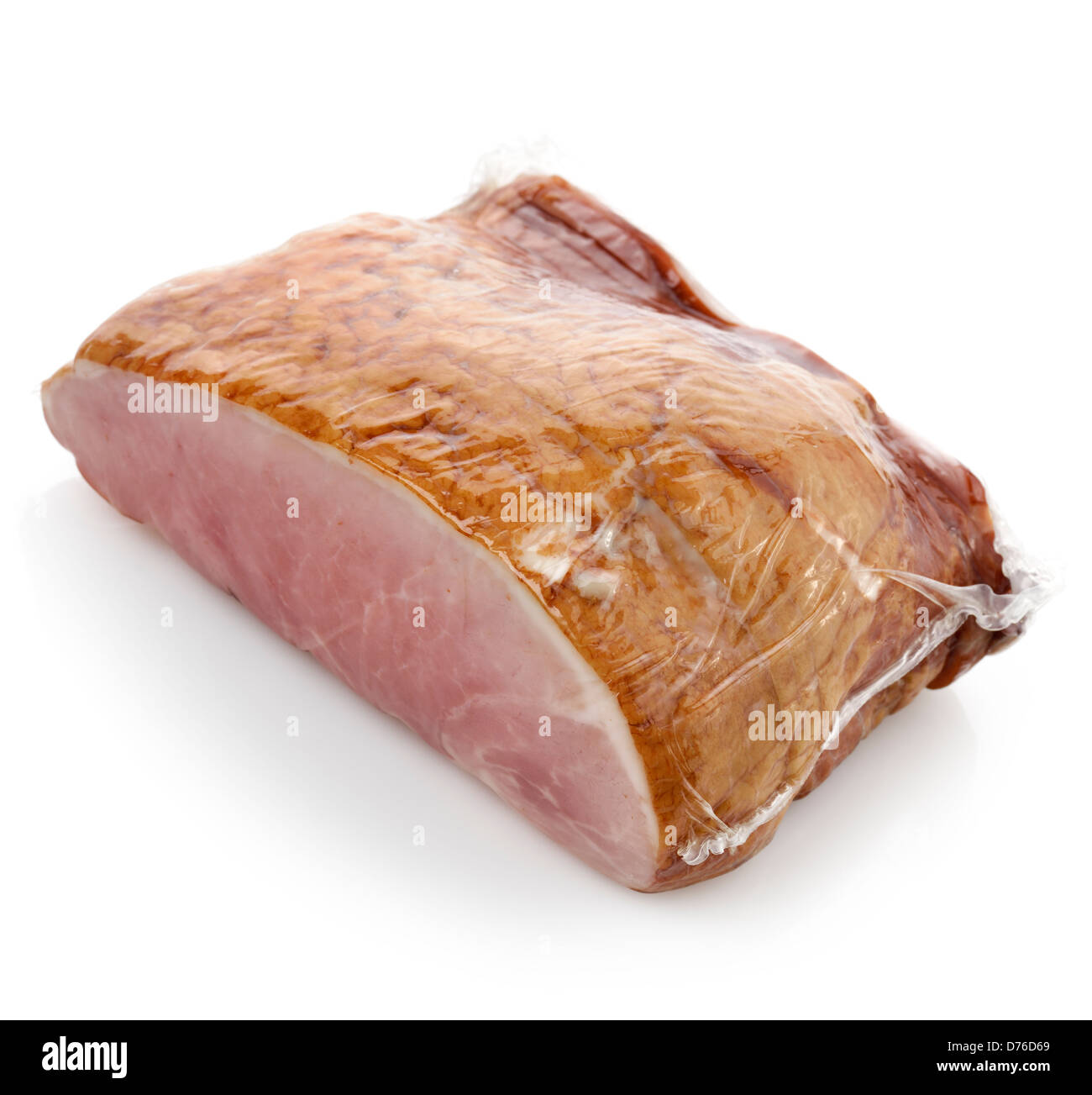 Jambon fumé sur fond blanc. Banque D'Images