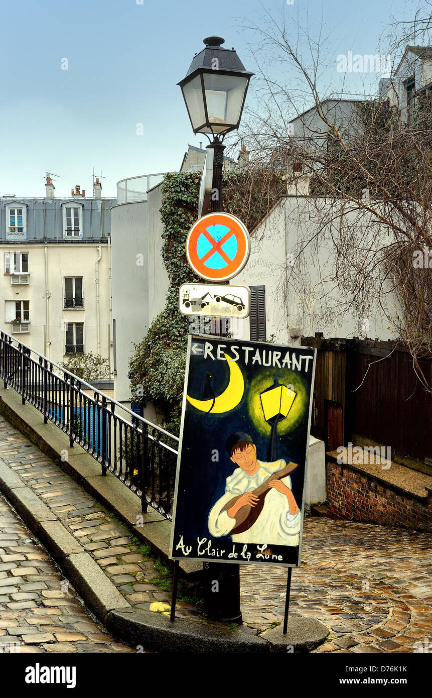 Conseil de rue pour Au clair de la Lune Restaurant à Montmartre Paris Banque D'Images