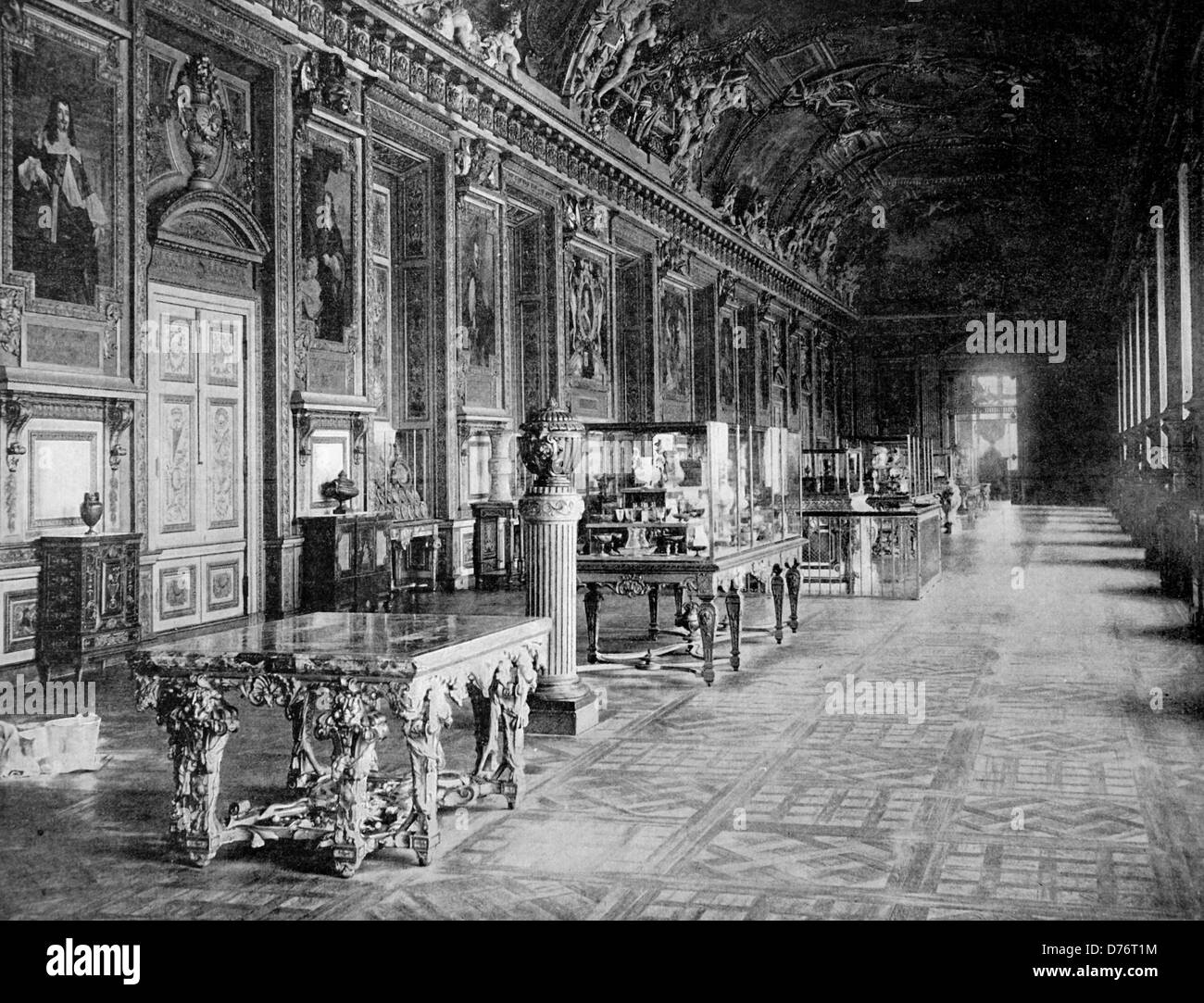 Une des premières photographies d'Autotype la galerie d'Apollon au Louvre, Paris, France, vers 1880 Banque D'Images