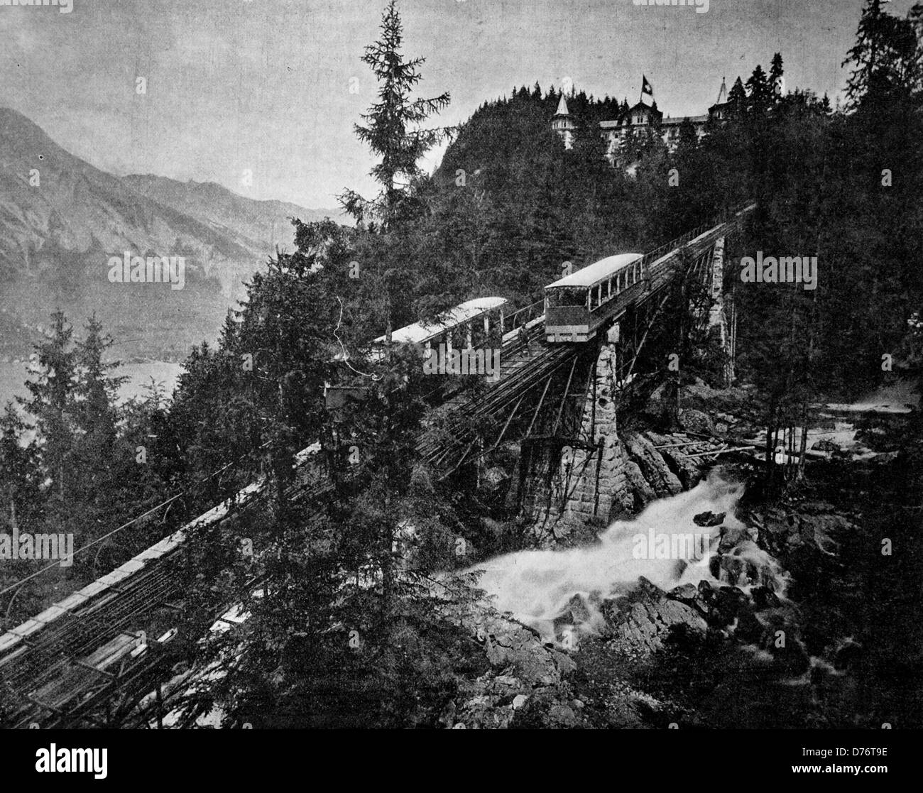 Une des premières photographies d'Autotype du chemin de fer de Giessbach, Canton de Berne, Suisse, vers 1880 Banque D'Images