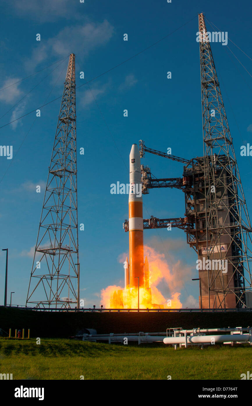 USA Floride Cape Canaveral Voir le décollage de la navette spatiale United Launch Alliance ULA Delta Delta IV 4 lancements Cape Banque D'Images