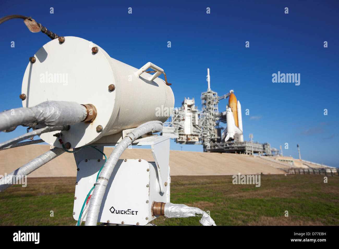 High speed camera dans boîtier de protection 39une navette spatiale Endeavour s'apprête à lancer Structure de rotation roula Banque D'Images