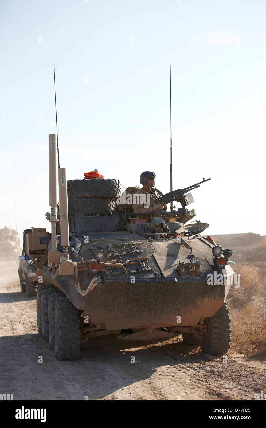 United States Marine Corps LAV-25 pendant l'opération de combat dans la province de Helmand en Afghanistan Banque D'Images