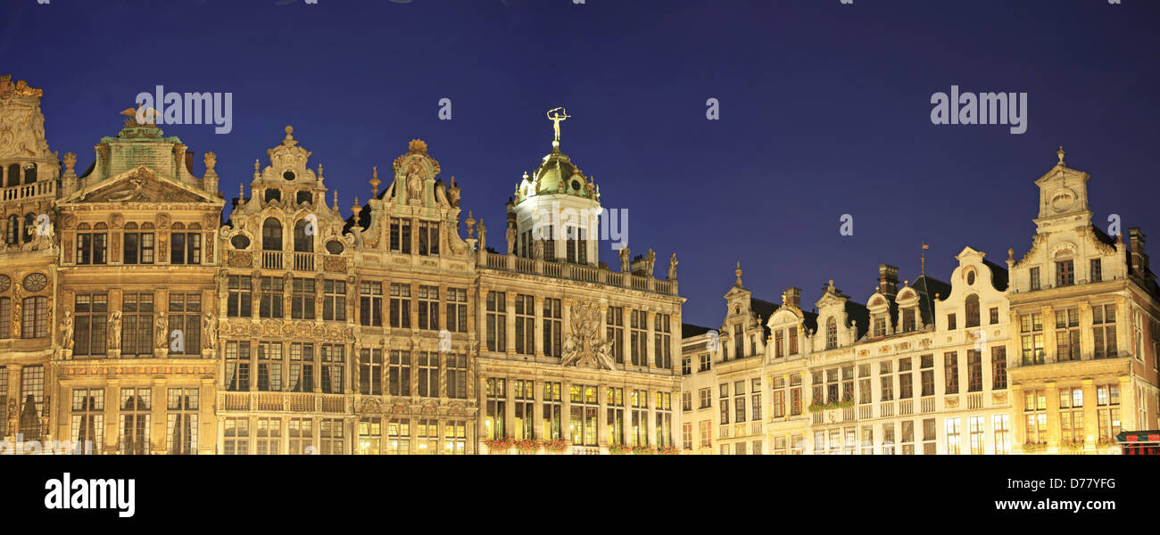 Belgique, Bruxelles, la Grand-Place de nuit, UNESCO World Heritage Banque D'Images