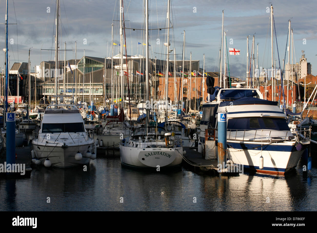 Marina de Hull est une marina pour les bateaux de plaisance situé dans la ville de Kingston Upon Hull. Banque D'Images