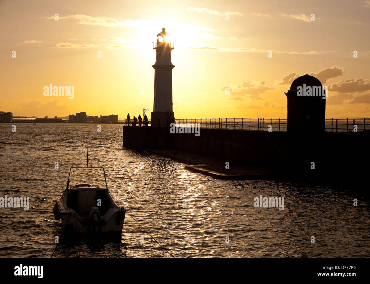 Newhaven, Leith, Edinburgh, Phare au coucher du soleil Banque D'Images