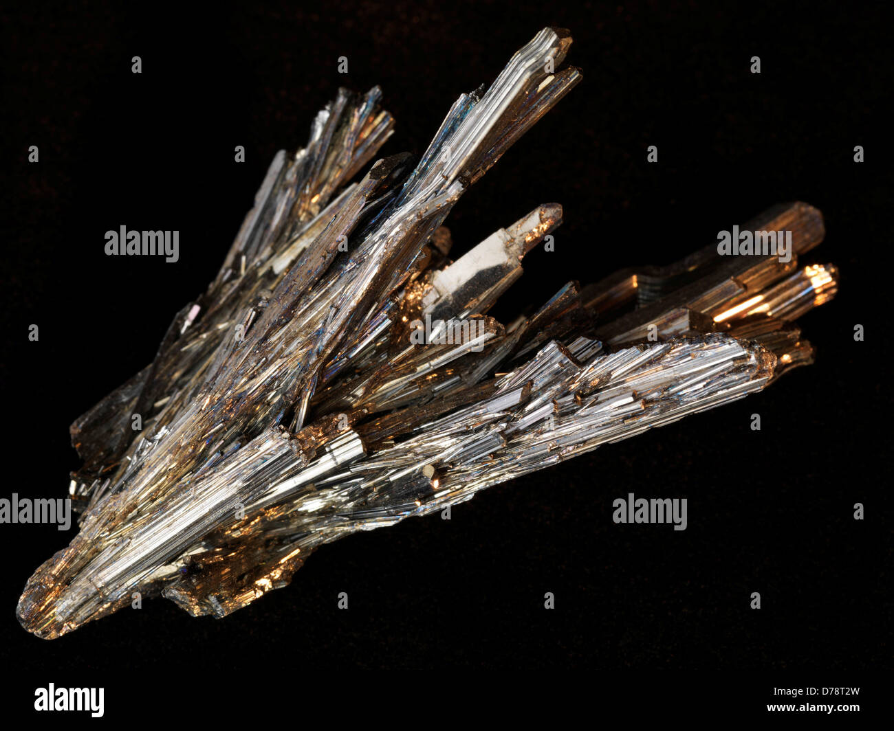 La stibnite Mine d'antimoine Wuling cristaux Xinning province de Jiangxi en Chine. 70mmx40mmx30mm Banque D'Images