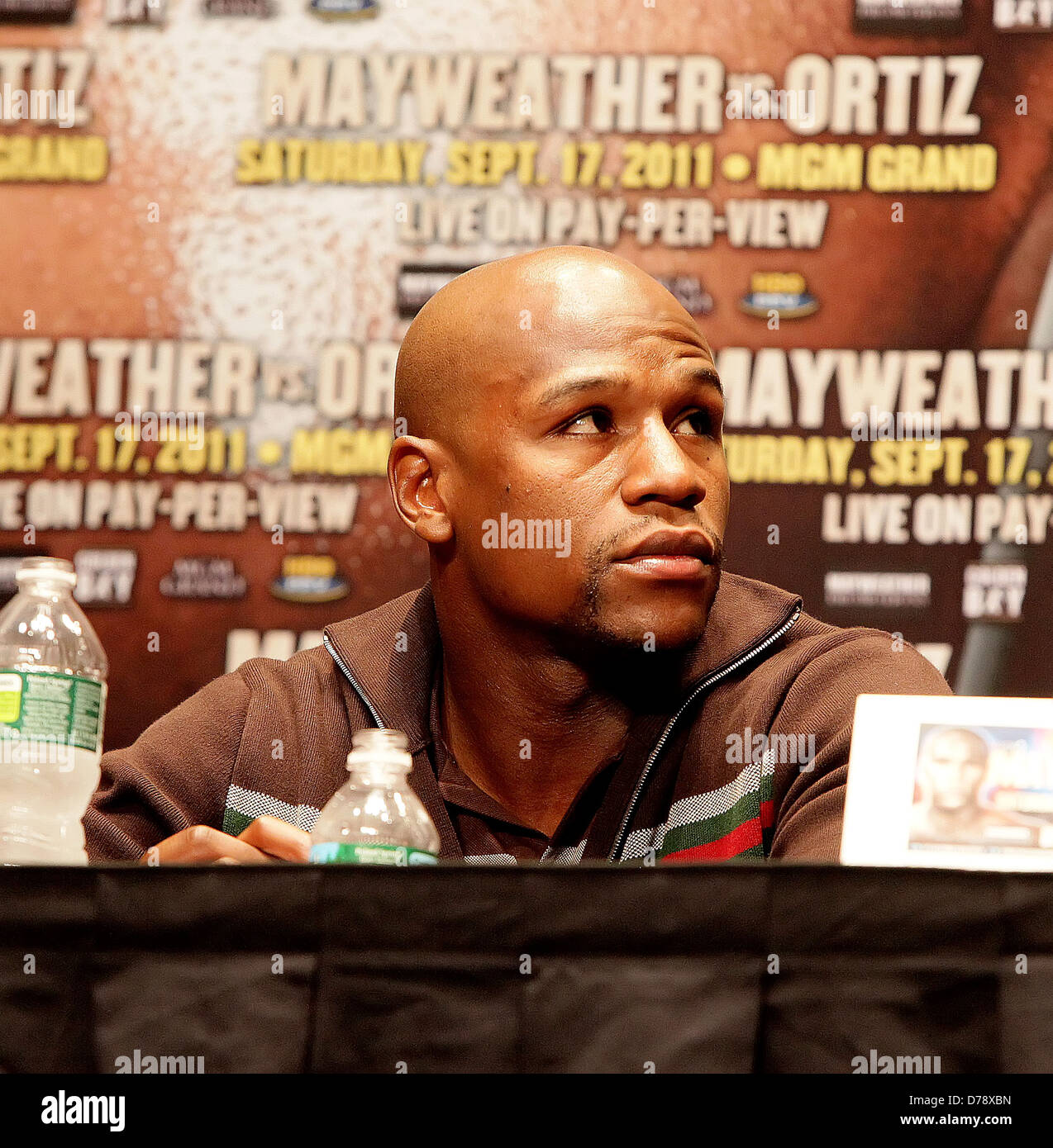 Floyd 'Money" champion WBC Mayweather Floyd Mayweather vs Victor Ortiz HBO PPV Match conférence de presse à Banque D'Images
