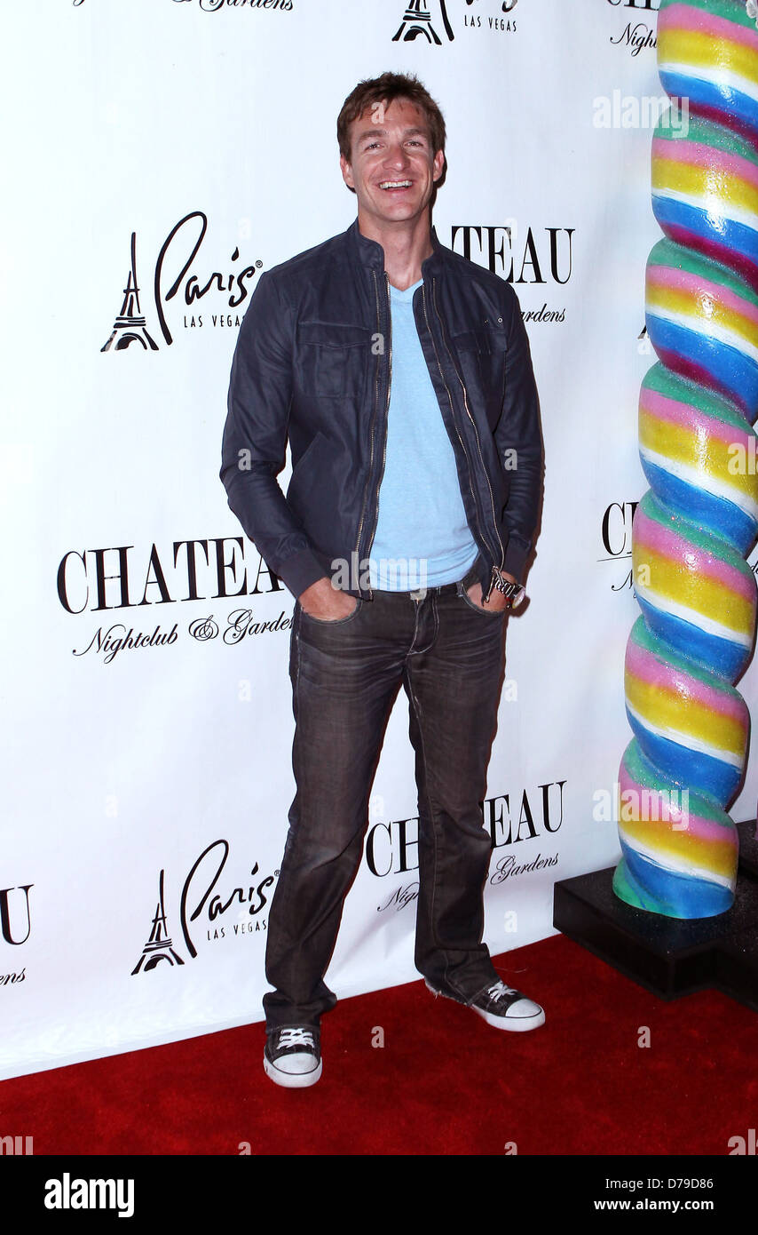 Brad Johnson Carlos Ramirez célèbre 'Je ne suis pas Pedro Birthday Bash', lors du lancement de 'Candy Shop Mardi'' au Château Banque D'Images