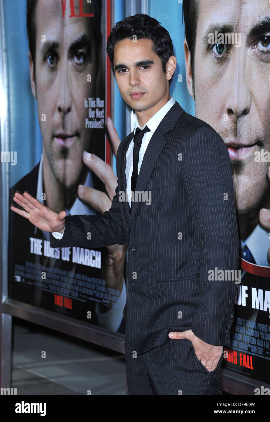 Max Minghella La première de 'l'Ides de Mars' organisée à l'Académie des arrivées - Los Angeles, Californie - 27.09.11 Banque D'Images