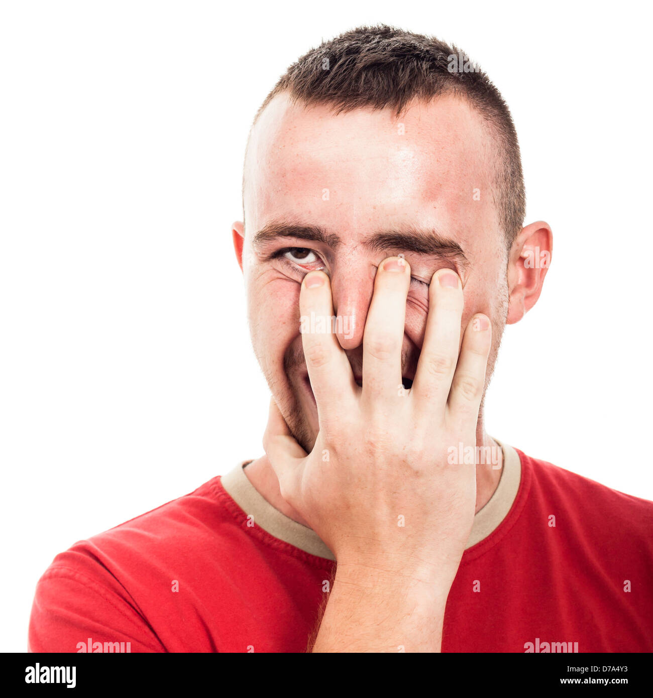 Gros plan du visage de l'homme fou, isolé sur fond blanc Banque D'Images