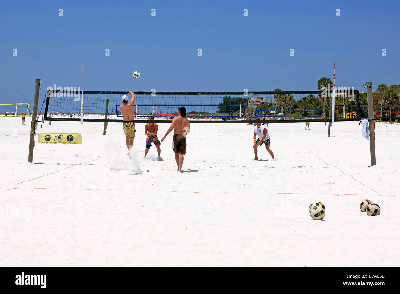 Beach Volley-ball sur Siesta Key public Beach en Floride Banque D'Images