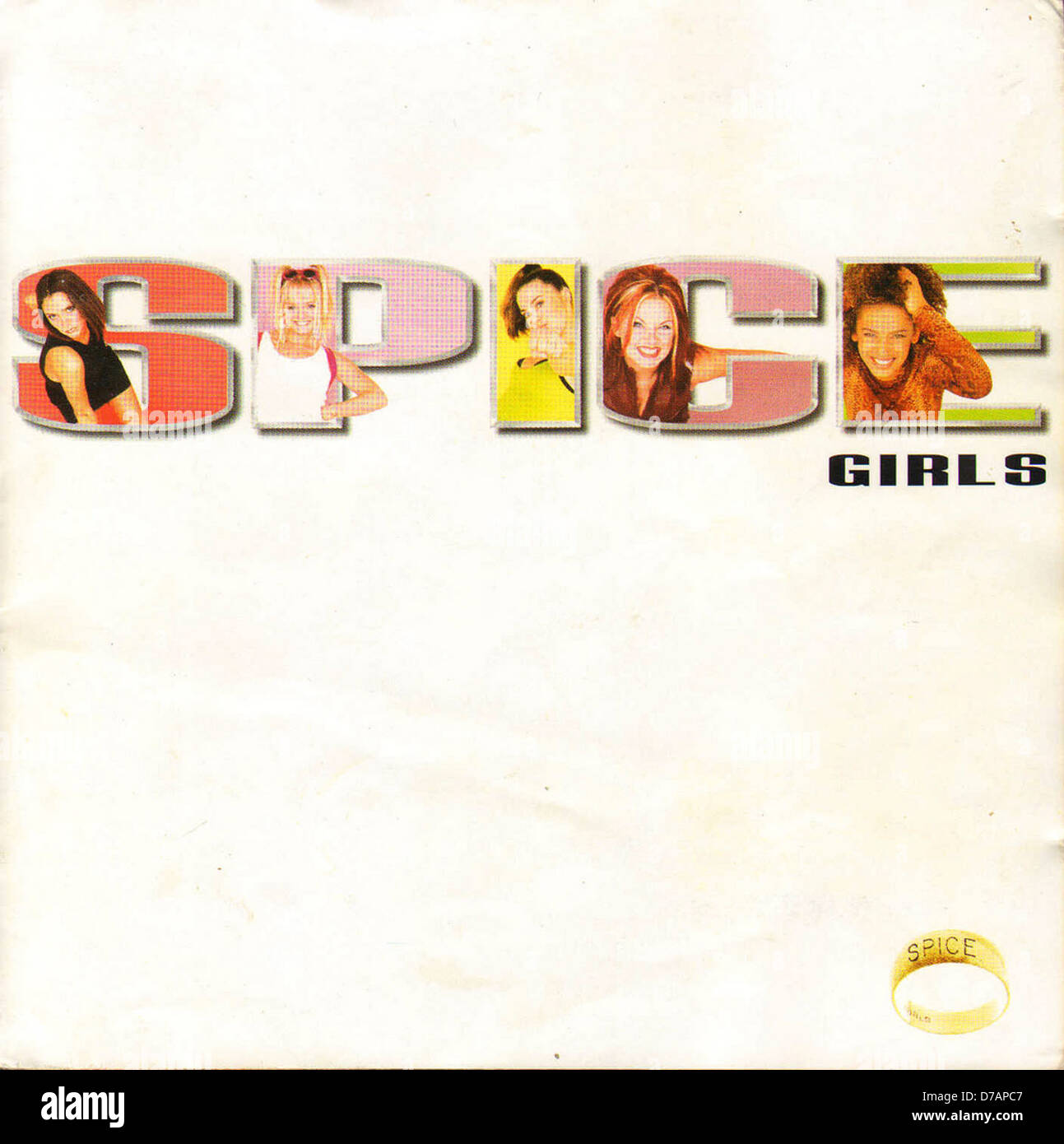 Voici la pochette du CD des Spice Girls, un célèbre groupe pop britannique connu pour son impact sur la musique et la culture des années 1990, avec son design emblématique et son image de groupe. Banque D'Images