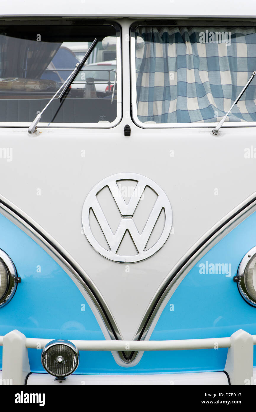 Écran partagé VW Volkswagen camper van Banque D'Images