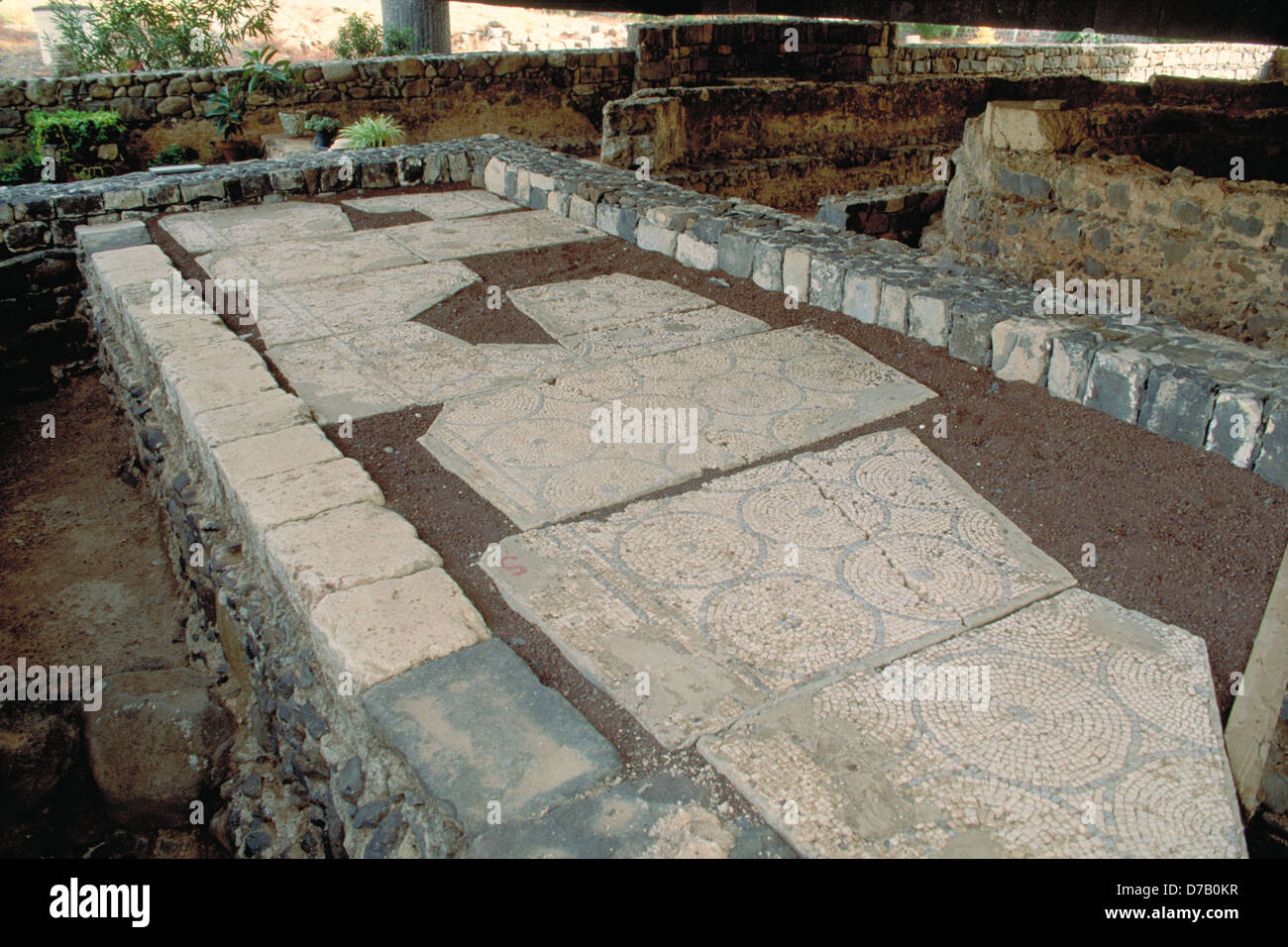 En vertu de la mosaïque de l'église saint Pierre à Capharnaüm Banque D'Images