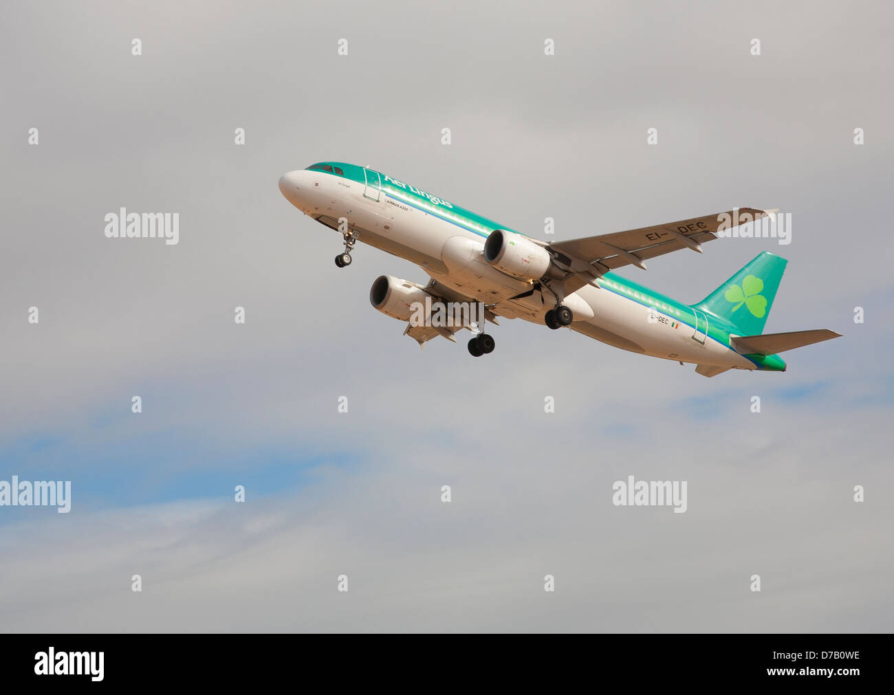 Aer Lingus prend de l' aéroport de Faro Banque D'Images