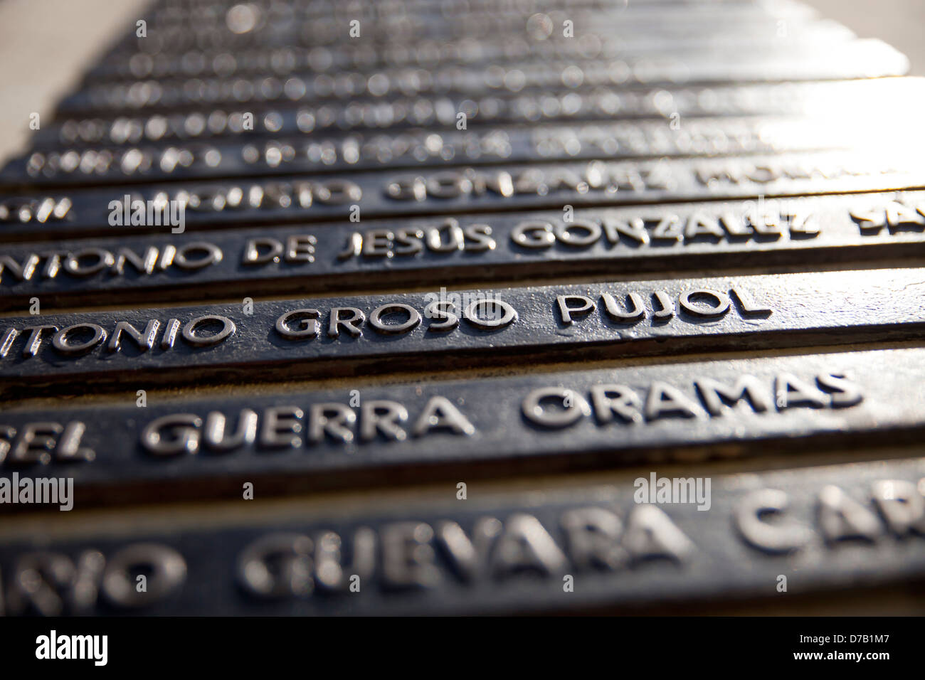 Memorial avec les noms des soldats morts au musée à Playa Giron (Giron), Bahia de Cochinos (baie des Cochons), Cuba, Banque D'Images