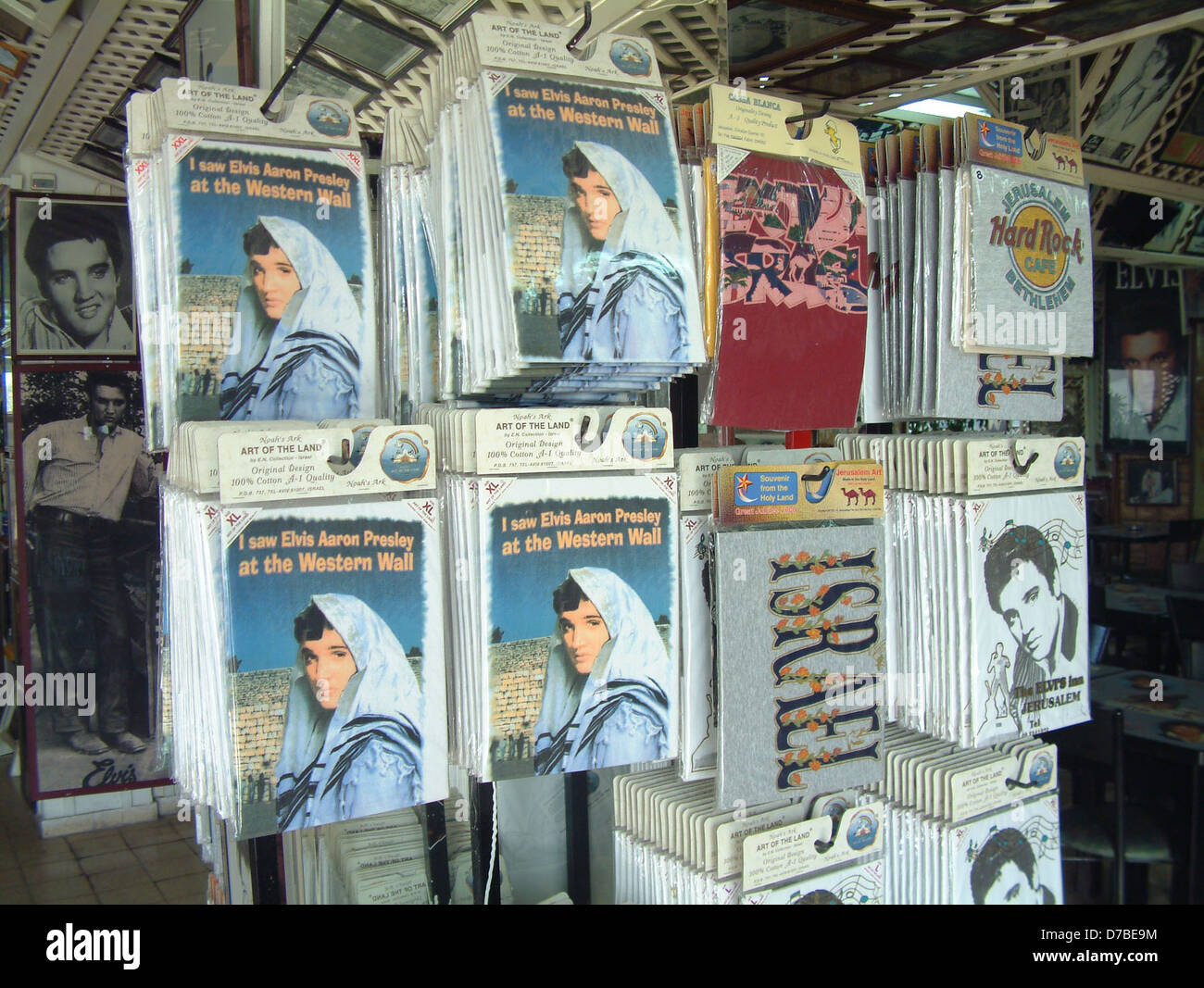 L'image d'Elvis Presley sur Jérusalem shirts Banque D'Images