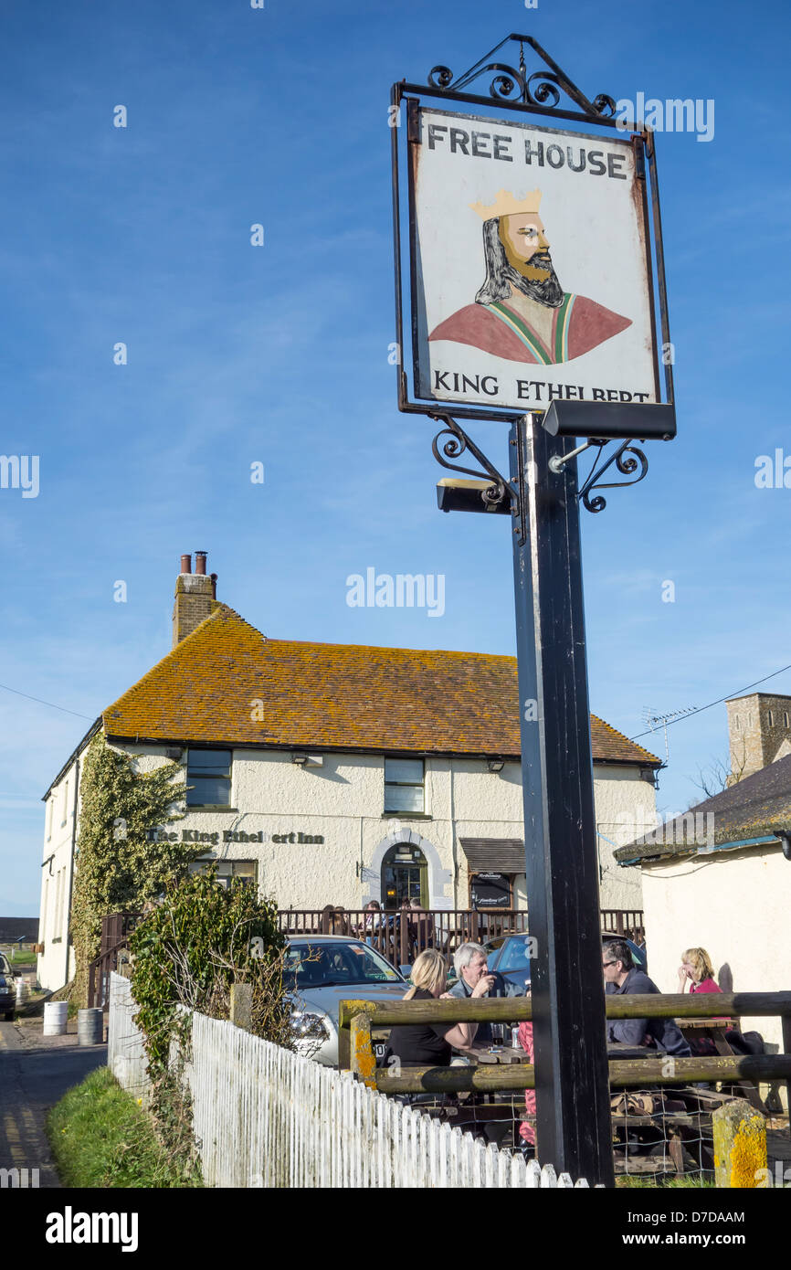 Le roi Ethelbert Pub Reculver Herne Bay Kent UK Banque D'Images