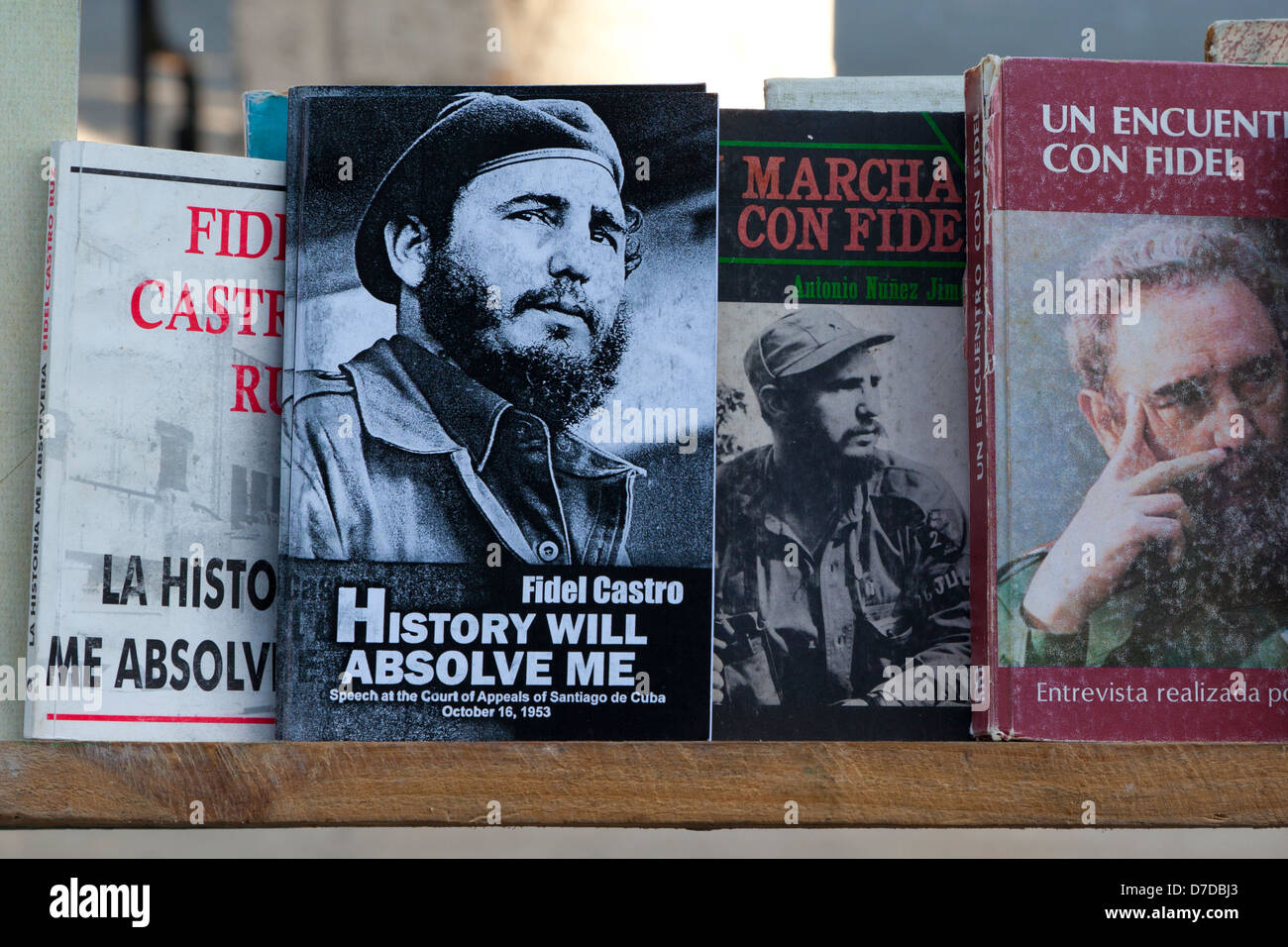 Livres de Fidel Castro à la marché du livre à La Havane, Cuba Photo Stock -  Alamy