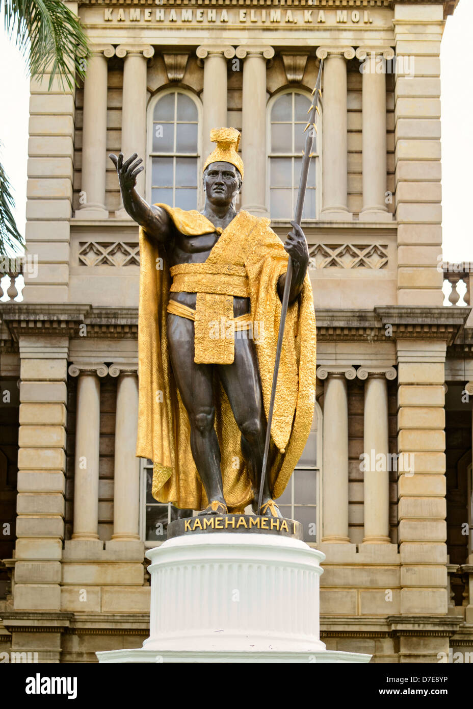 Statue du Roi Kamehameha dans le centre-ville historique d'Honolulu. Banque D'Images