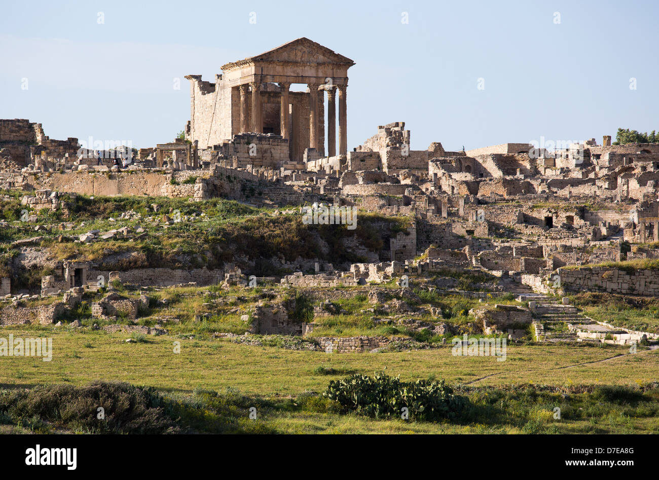 Le Capitole Temple en ruines romaines de Dougga en Tunisie Banque D'Images