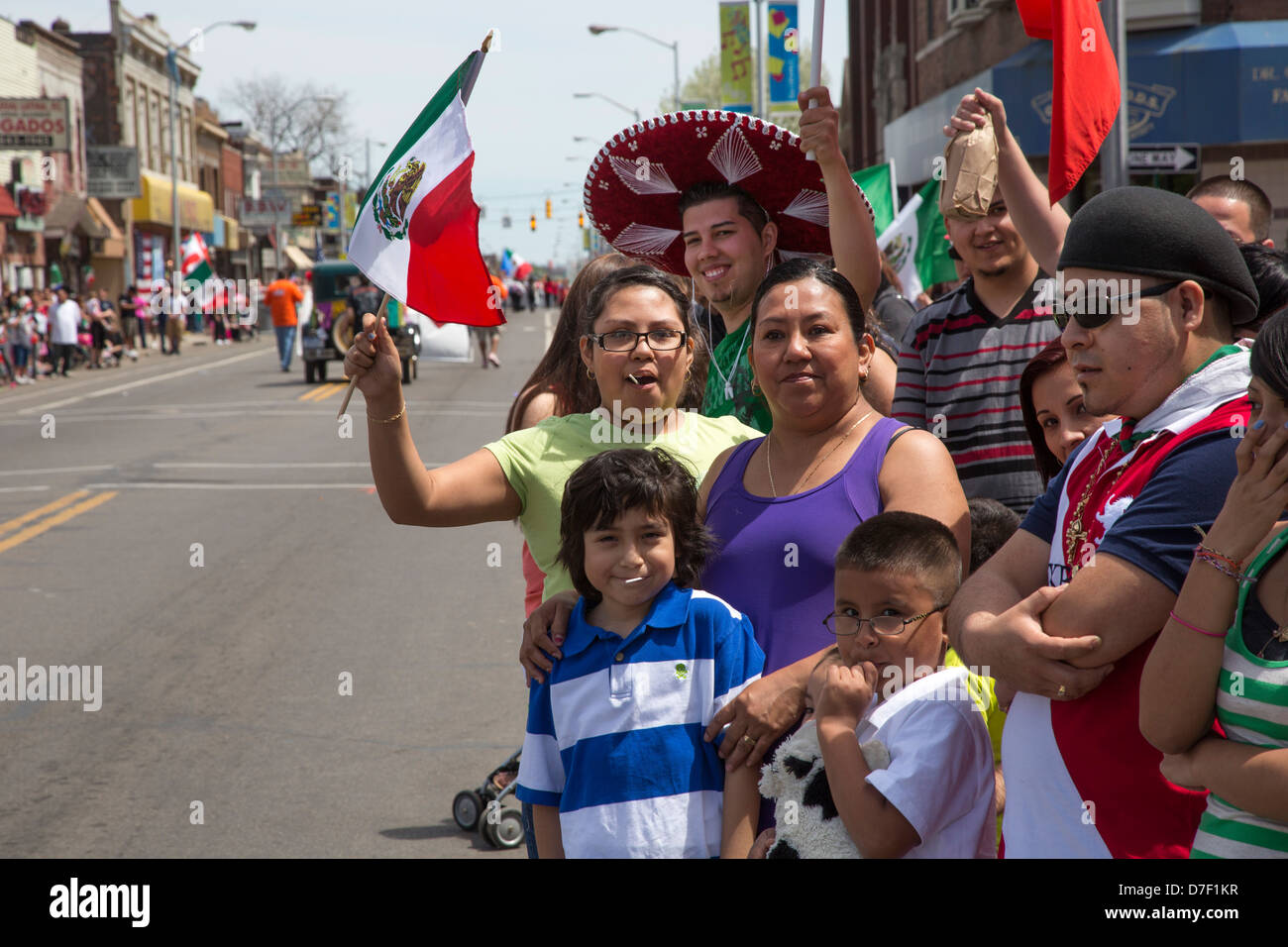 Le défilé annuel de Cinco de Mayo dans le quartier de Mexico-sud-ouest de Detroit. Banque D'Images