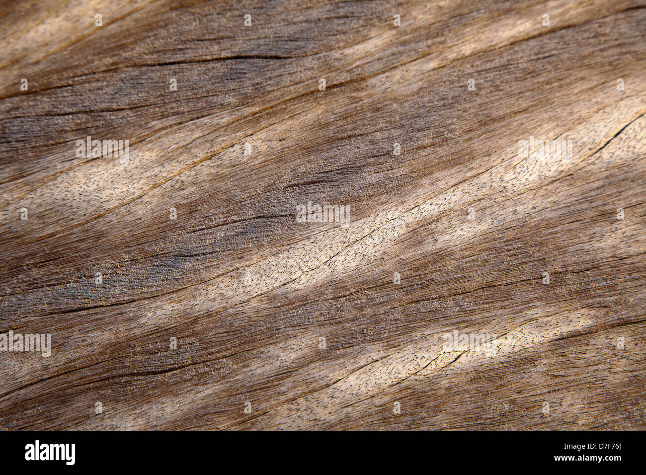 Télévision le bois transformé avec de petites fissures. Banque D'Images