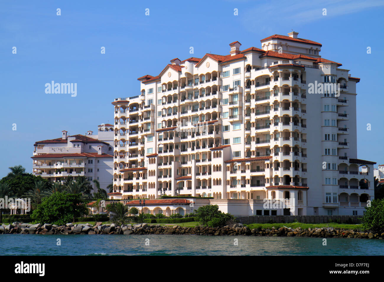 Miami Beach Florida,eau,Government Cut,Fisher Island,condominium appartements résidentiels immeuble bâtiments, résidences,Atlantic Oce Banque D'Images