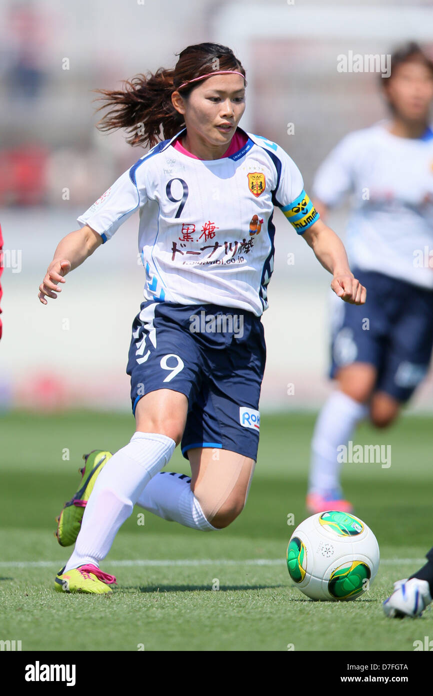 Nahomi Kawasumi (Leonessa), 4 mai 2013 - Football : Football /Plenus Nadeshiko League 2013 entre Urawa Reds 0-3 chers à AINC Kobe Leonessa Urawa Komaba Stadium, Saitama, Japon. (Photo de Yusuke Nakanishi/AFLO SPORT) Banque D'Images