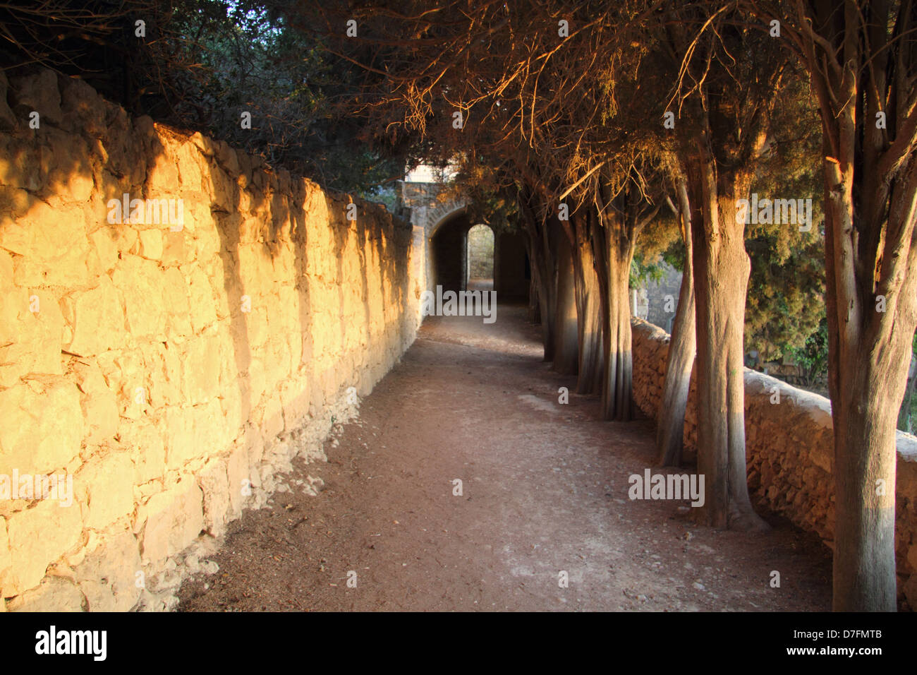 Passage au monastère des Sœurs de Notre-Dame de Sion à Ein Kerem, Jérusalem Banque D'Images