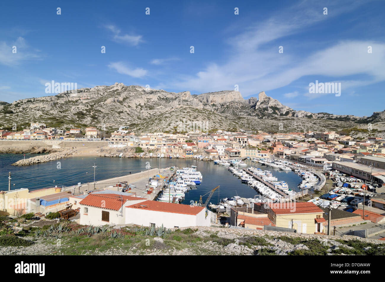 Vue panoramique sur le port ou le port des Goudes Marseille Provence France Banque D'Images