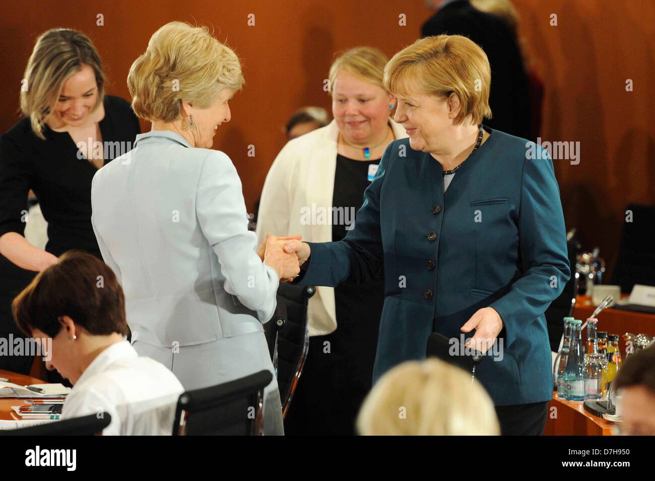 Angela Merkel  + Friede Springer Treffen der Bundeskanzlerin mit Frauen dans Fuehrungspositionen Bundeskanzleramt Berlin 23.01.2013 02 Banque D'Images