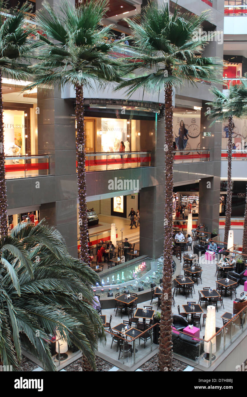 Santiago de Chile Costanera Center Mall Banque D'Images