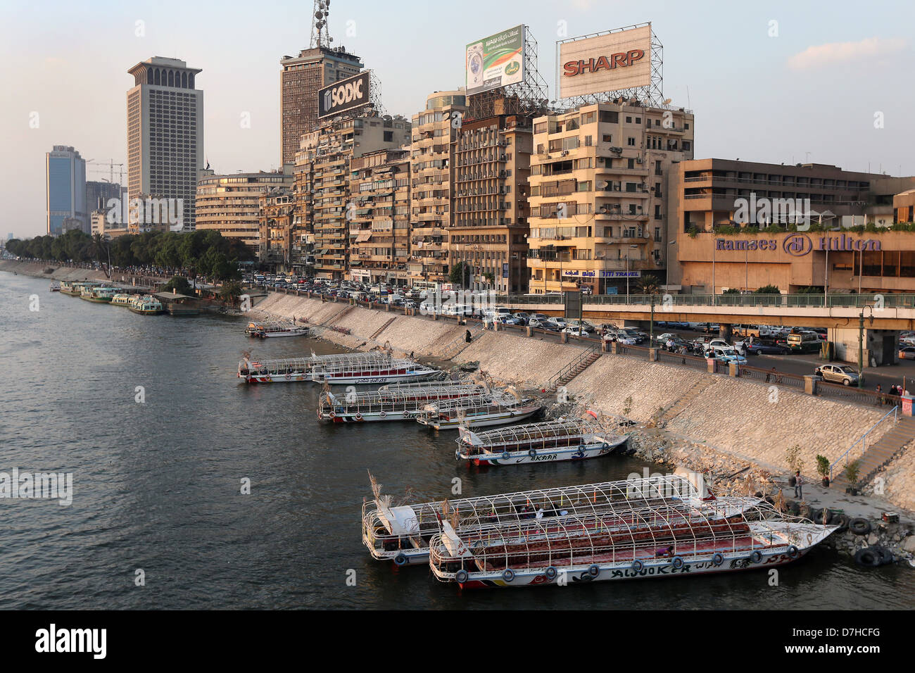 Vue aérienne du centre-ville du Caire et du Nil Banque D'Images