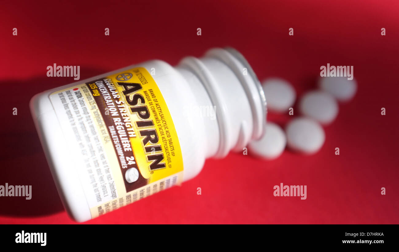 Une aspirine populaires anti-inflammatoire faite par l'entreprise allemande  Bayer Photo Stock - Alamy