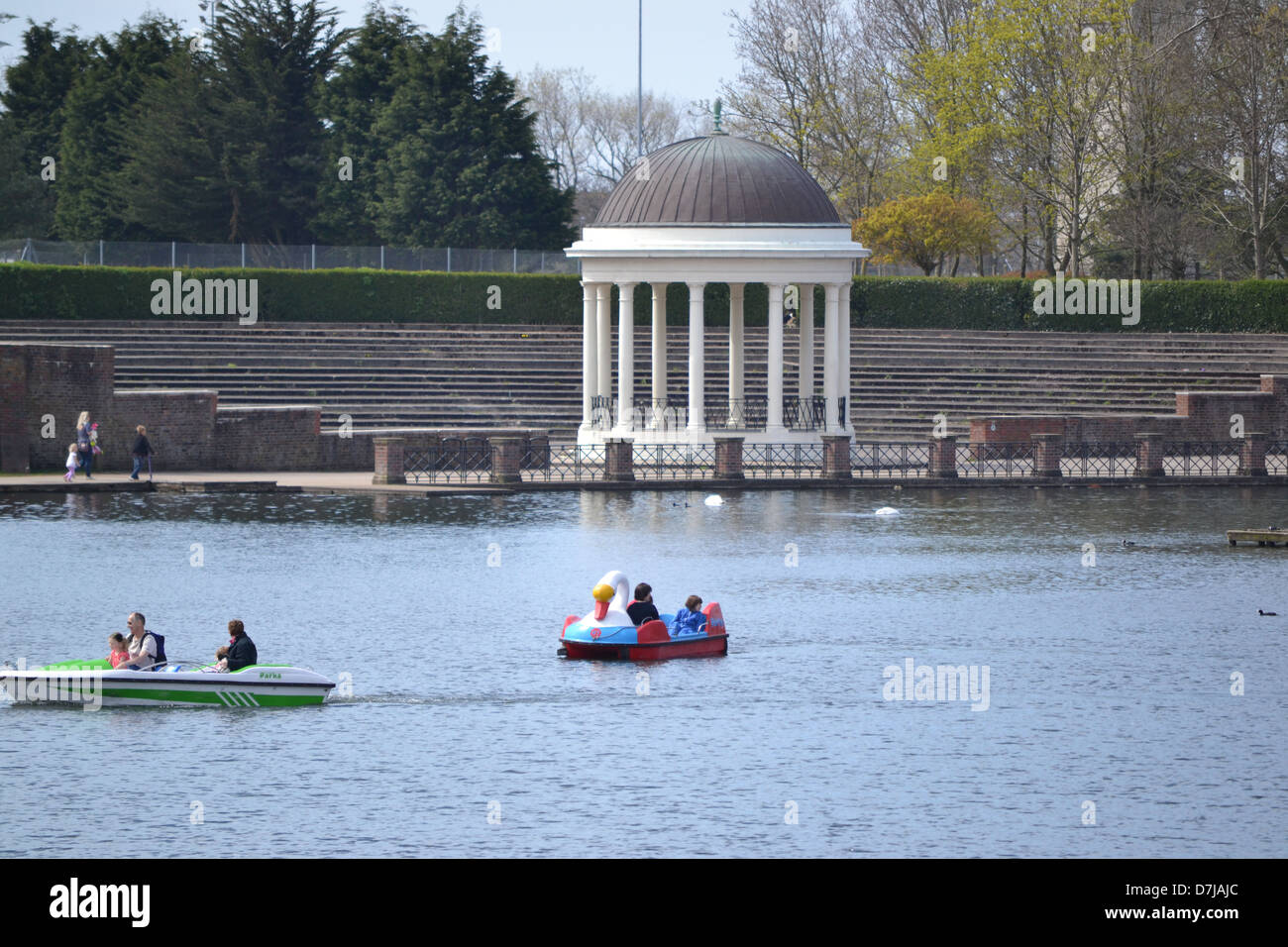Lac avec Band Stand de Stanley Park Banque D'Images