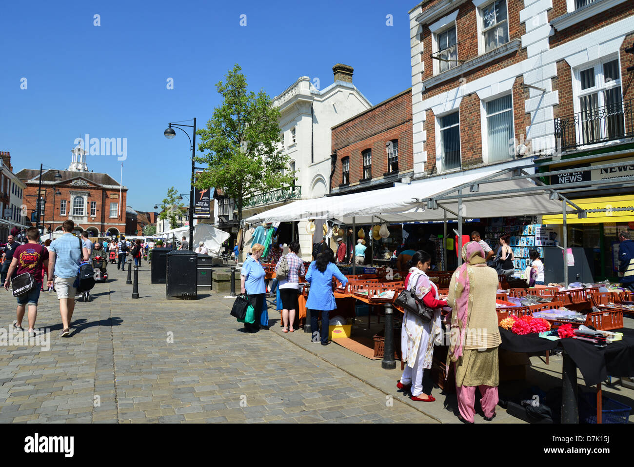 Cale au marché de High Wycombe, High Street, High Wycombe, Buckinghamshire, Angleterre, Royaume-Uni Banque D'Images